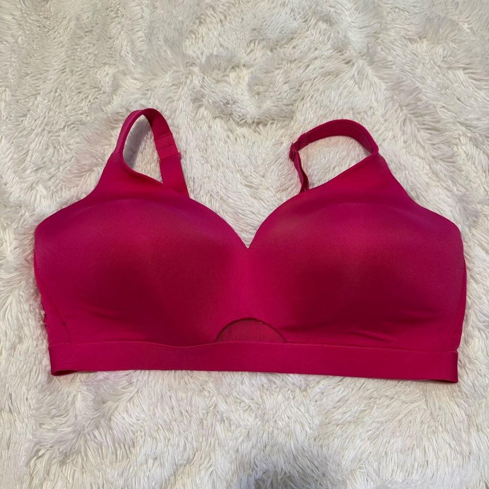 Cacique Lightly Lined No Wire Bra Size 44DD